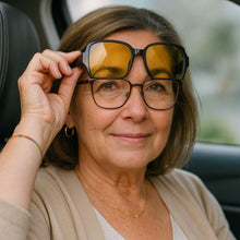 Lade das Bild in den Galerie-Viewer, OptiNight - Weniger Blendung. Mehr Sicherheit