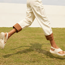 Lade das Bild in den Galerie-Viewer, AdaptFit - patentierte, orthopädische Sandalen mit 2-facher Fußgewölbeunterstützung