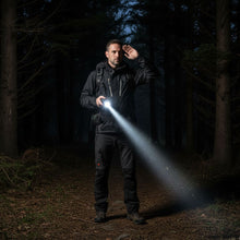 Lade das Bild in den Galerie-Viewer, Lumen Pro - taktische Taschenlampe für pure Helligkeit und Sicherheit
